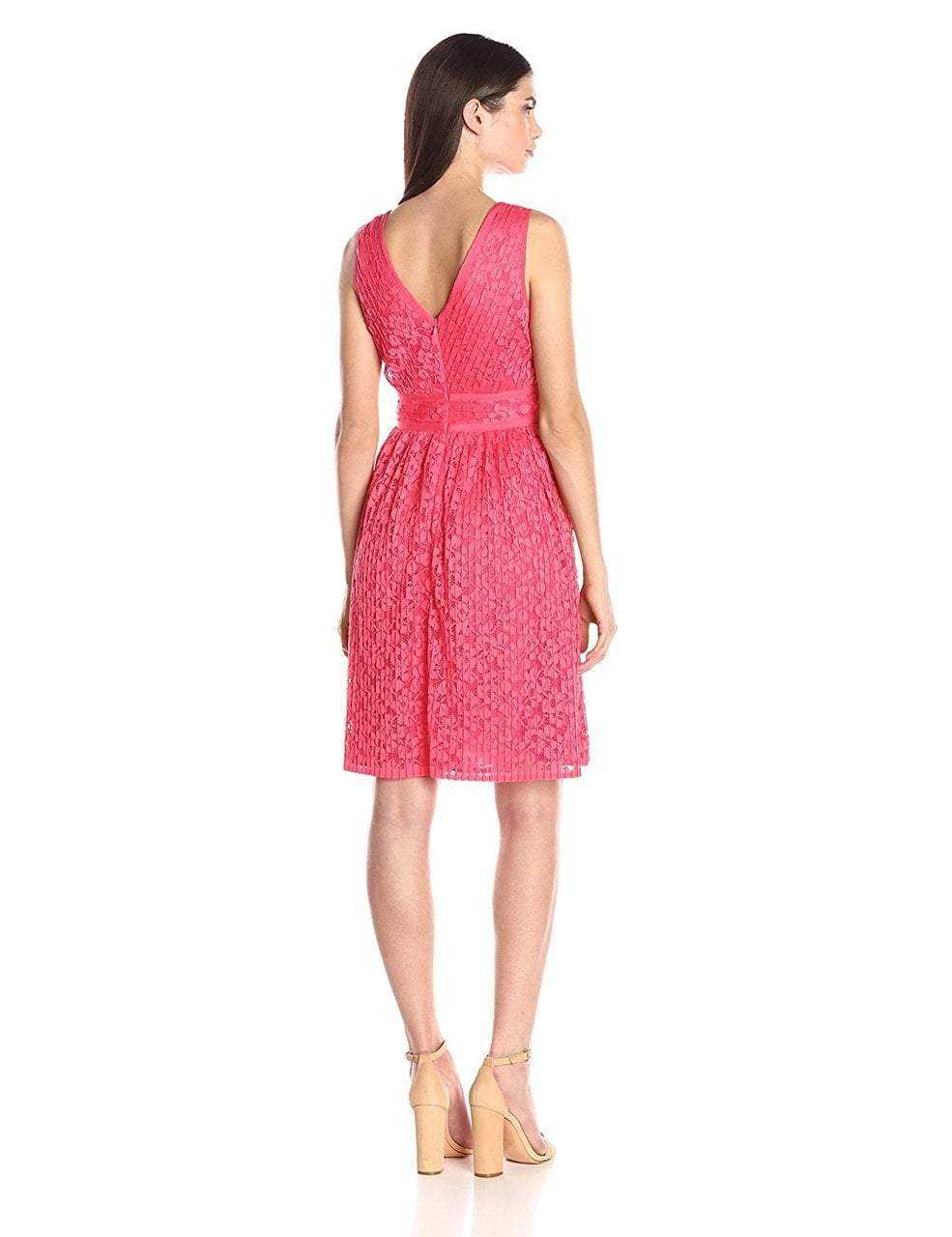 Maggy London, Maggy London - G2521M Pleated Floral Lace Dress